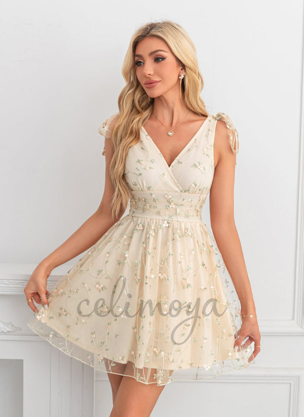 Embroidered V-Neck A-line Tulle Mini Dresses - 304778